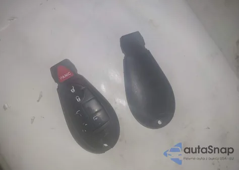 2014 Chrysler Town & Country Touring из США, поврежденный, VIN 2C4RC1BG2ER221563